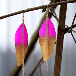 Boucles dOreilles Plumes Colorees Metalisees violet
