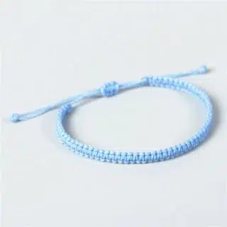 Bracelet macrame couleur bleu ciel