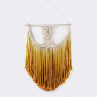 Macrame mural jaune