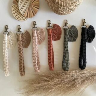 Porte cle macrame plume
